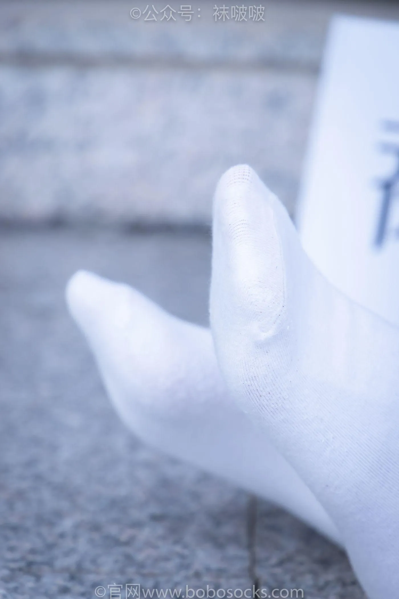 [BoBoSocks袜啵啵]NO.028 小米-运动鞋、白棉袜、裸足 [133P]插图1